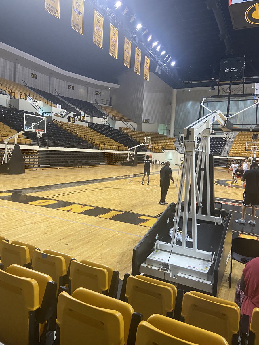 This Elite Camp is an opportunity that I had been waiting on all year. My second time in attendance and the coach staff makes me feel like family. I was also blessed to workout with  some of the current players. #SWAC
#GramFam#G-MEN @CoachGottie23 @CoachTaeJack @CourtneyHoops90