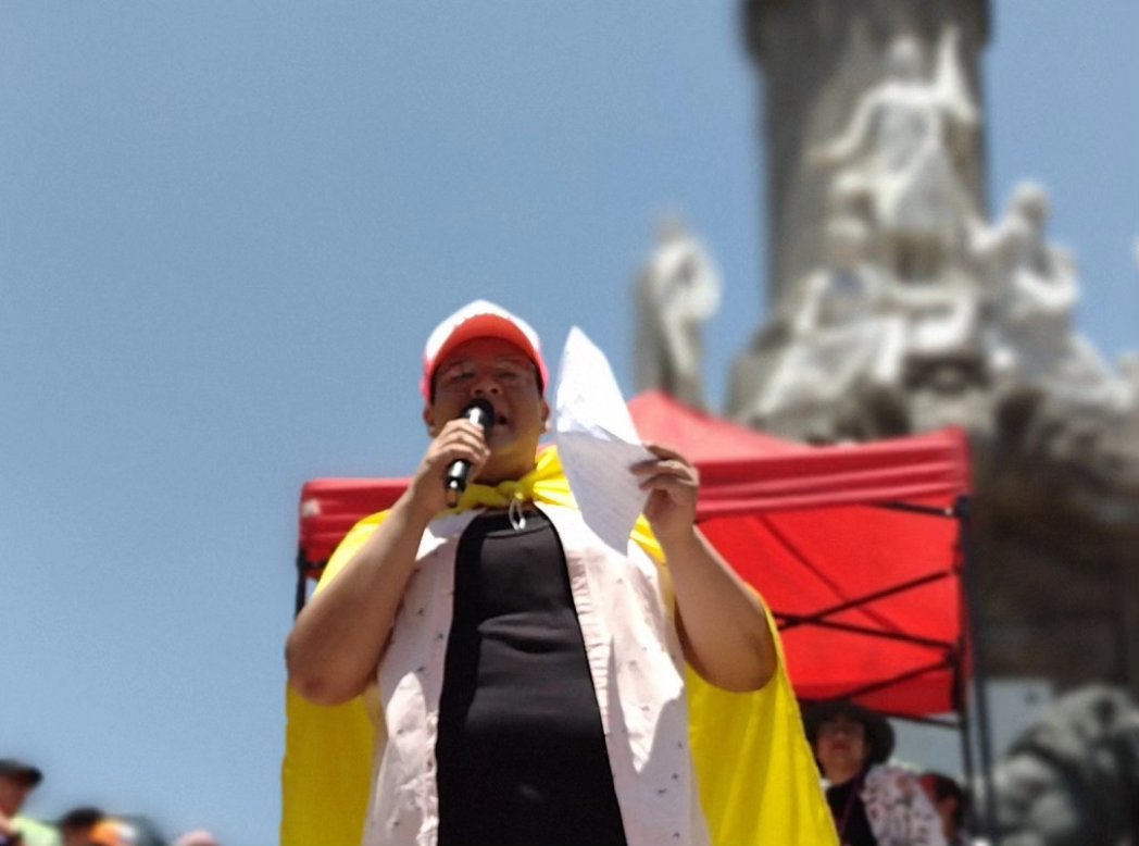 Azul11849187's tweet photo. ❤️🧡🤍💜🩷 A pie y desde el #MonumentoALaIndependencia hasta #MonumentoAlaRevolución marchamos por la visibilidad y el reconocimiento de nuestros derechos como #Lenchitudes. Nunca más ninguna expresión de odio, rechazo o exclusión por siempre amor, empatía e inclusión ❤️🧡🤍💜🩷 https://t.co/vm31QndpSc