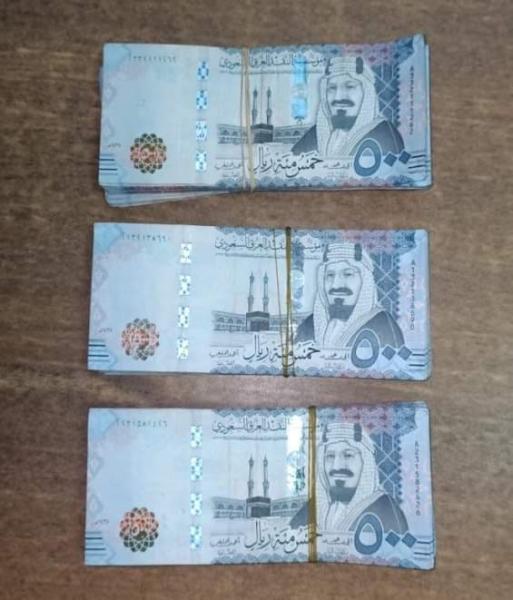 سحب سريع الليلة 🔥🔥😍
40،000 الف ريال ل أربعة فائزين 🔥❤️

كل اللي عليك تسويه
- تابعني <a href="/mjd53978585/">مسابقات محمد الشهري</a>
- رتويت واكتب تم

 السحب بيكون من الرتويت عشوائي وفالكم التوفيق🤩