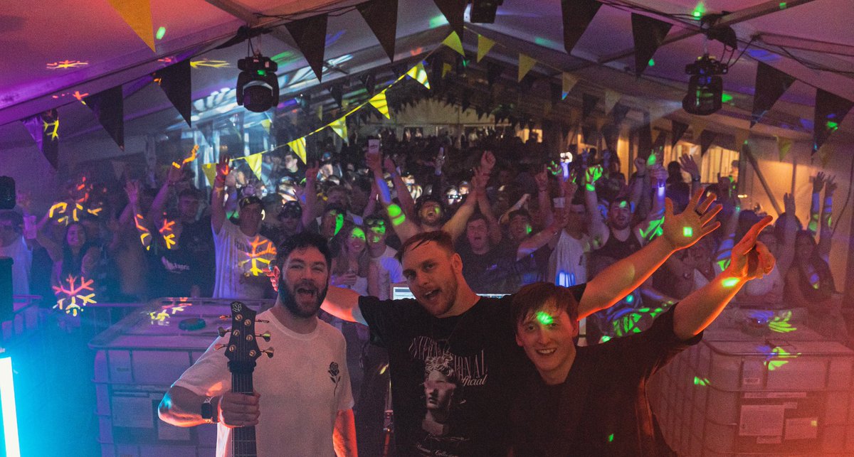 Quite possibly the hottest gig we’ve ever done! 
A massive Thankyou to <a href="/SundogsFestival/">Sundogs Festival</a> for putting on a fantastic weekend.