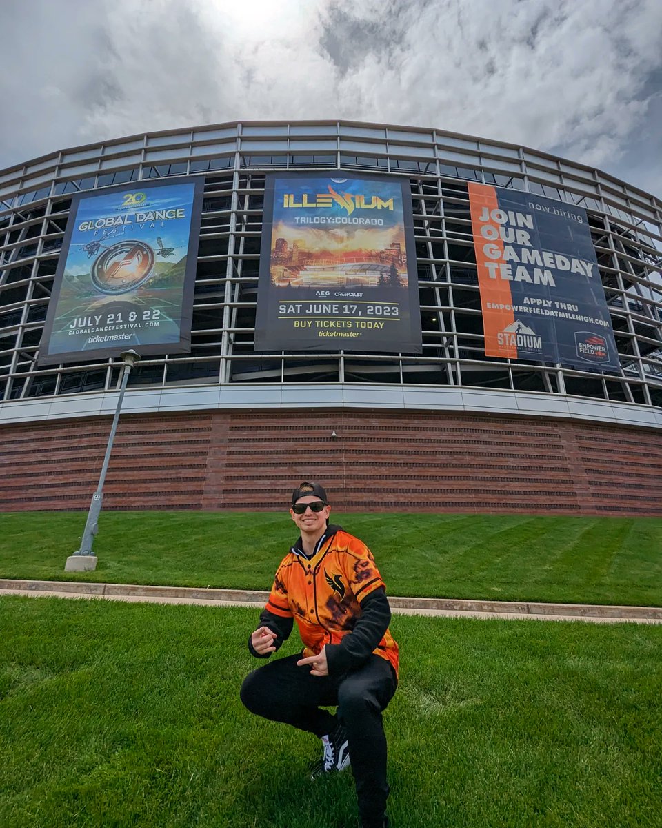 TylerGreen504's tweet photo. #Illenium #Trilogy #Colorado https://t.co/4BF7Zta8dk
