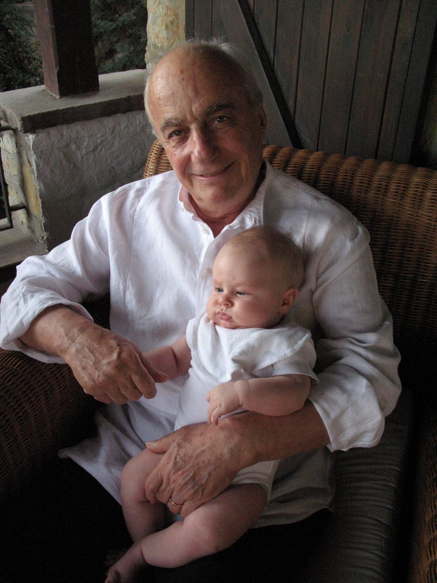 Bir babalar (dedeler) günü daha bir hücrede… sesini bile duyamadan geçti.