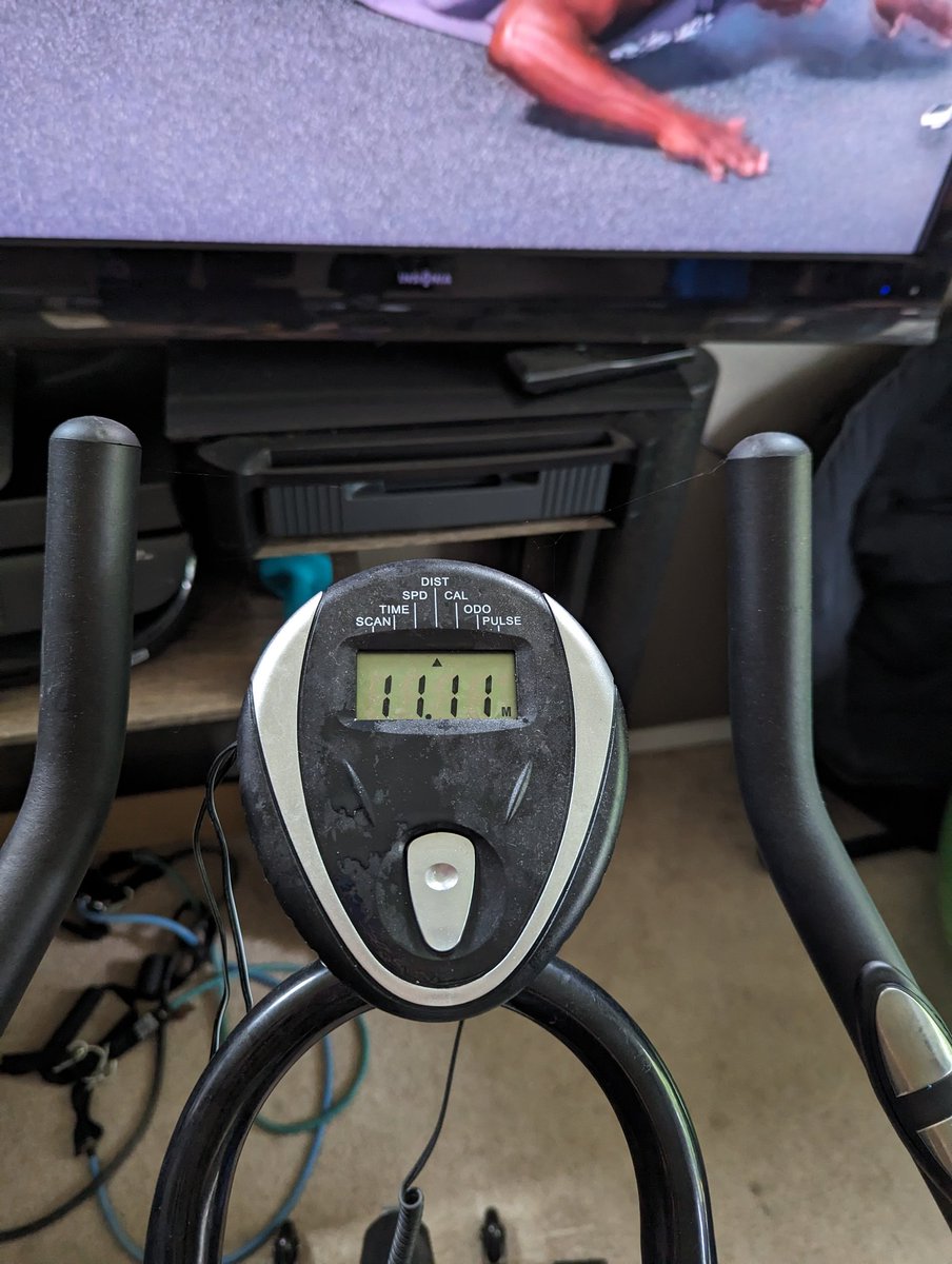 Charles aka:SuperFartasTic tweet media