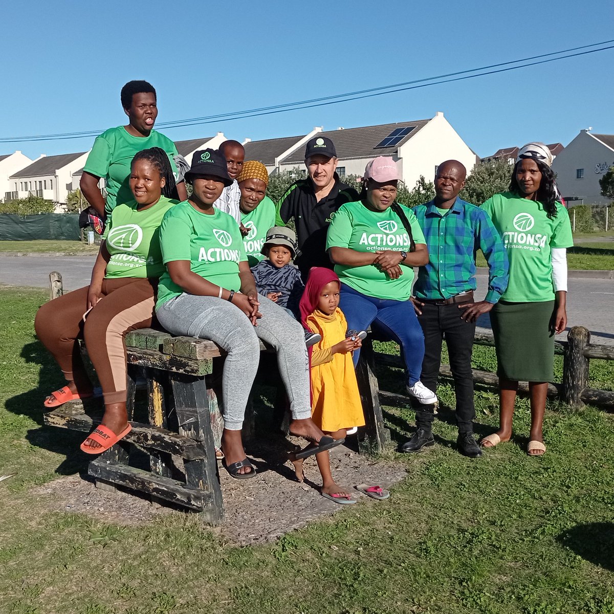 Today we had a Port Alfred team-building braai and planning session for the branch launches of Ndlambe wards 7,8,9 on Saturday 8 July. This team is growing stronger and stronger @AtholT 💚🙏🏽🇿🇦 @ActionSA_SarahB @ActionSA_EC @Action4SA #LetsFixSouthAfrica