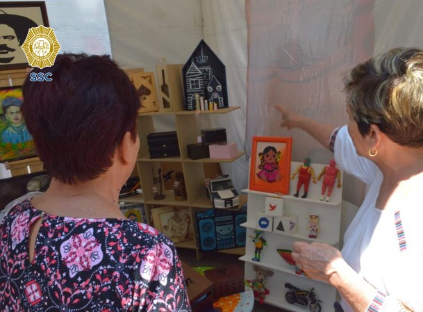 SSC_CDMX's tweet photo. En las ferias del taco, del pulque y la barbacoa, en @TlalpanAl y @ALaMagdalenaC, la #SSC exhibió productos #HazmeValer, elaborados por personas privadas de la libertad. https://t.co/rBHYLeRkLe https://t.co/mvDfKh3Yyc