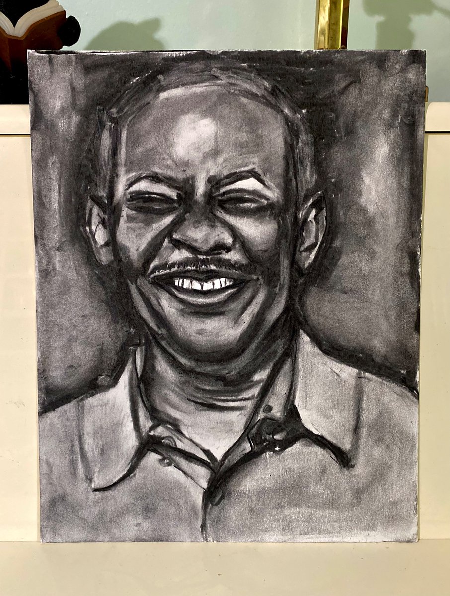 Happy Father’s Day Papi. I’m honor of my father who passed a year ago ❤️

#fatherday #drawingtherapy #drawingtherapyformysoul #dadloss #mourningdaddy #charcoaldrawing #charcoalportrait