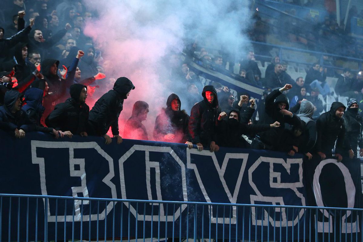 Dinamo Zagreb : #BadBlueBoys Ils ont mené de grandes batailles, ils se sont battus pour la Croatie, contre Franjo Tuđman, pour conserver le nom du club, pour l'avenir du club, contre Zdravko Mamić et se sont imposés comme un groupe de poids dans le mouvement ultra' européen #BBB