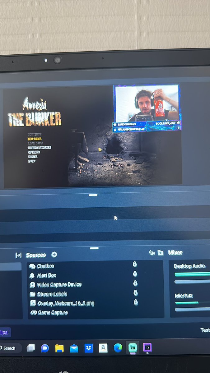 LouisStark10's tweet photo. Beers And Scares! Come Check Me Out! 💚 https://t.co/N7imlQkD54
#twitch #gamer #gaming #streamer #twitchstreamer #funny #horror #horrorgame #amnesia https://t.co/cc9guchNKI