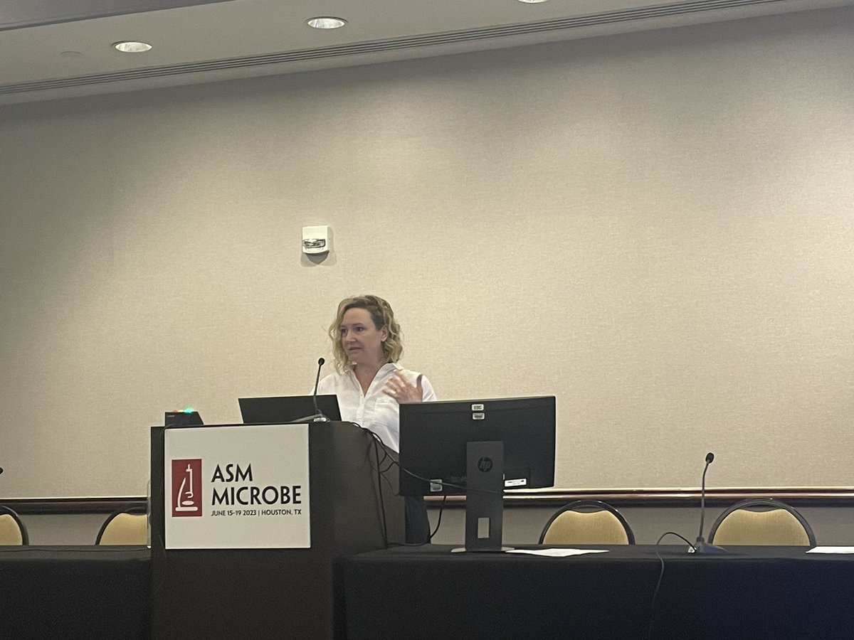 Kelly Wrighton tweet media