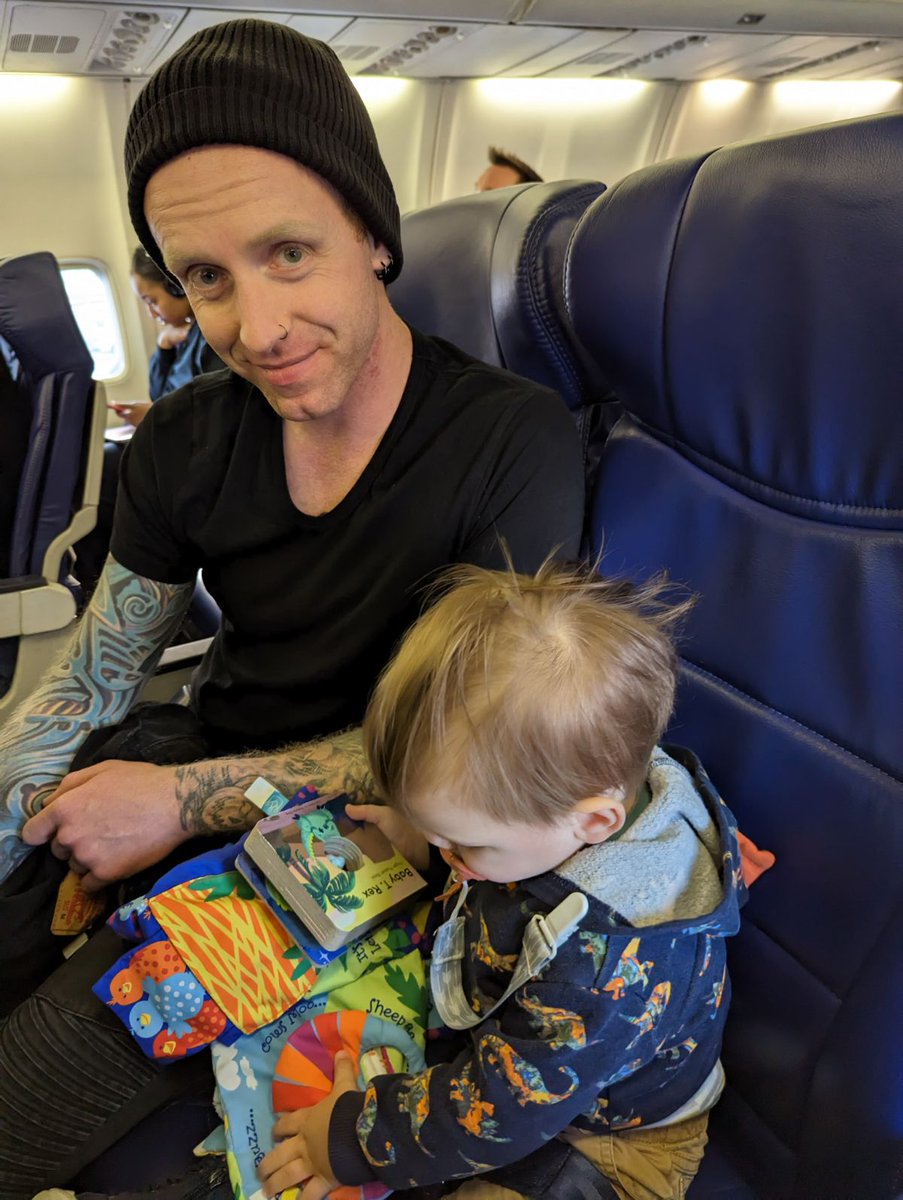 THEM GUNS tweet media