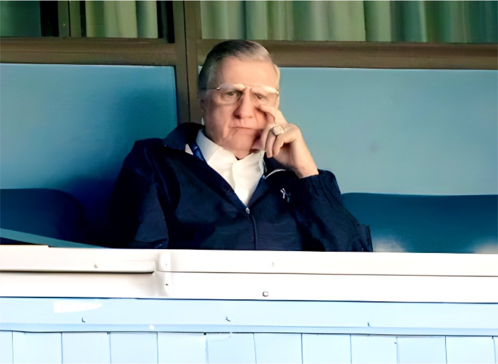 90syankskid's tweet image. Describe the @Yankees 2023 season in one word, GIF, or image…I’ll go first.