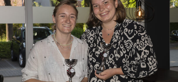 Nienke van Dam en Marijke Dorhout Mees wonnen onlangs de KLIP II van de DHRC in de Tourklasse. Ze schreven er een leuk verslag over voor de DHRC website en voor RallyNews. Je leest het hier: rallynews.eu/.../953-klip-i…...
📷 Peter Fischer
#rallynews #dhrc #klipii #rally