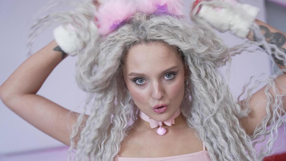 ☆Sweet-Pornstars.com☆ on Twitter: "Young newbie Lilith Liber FIRST time