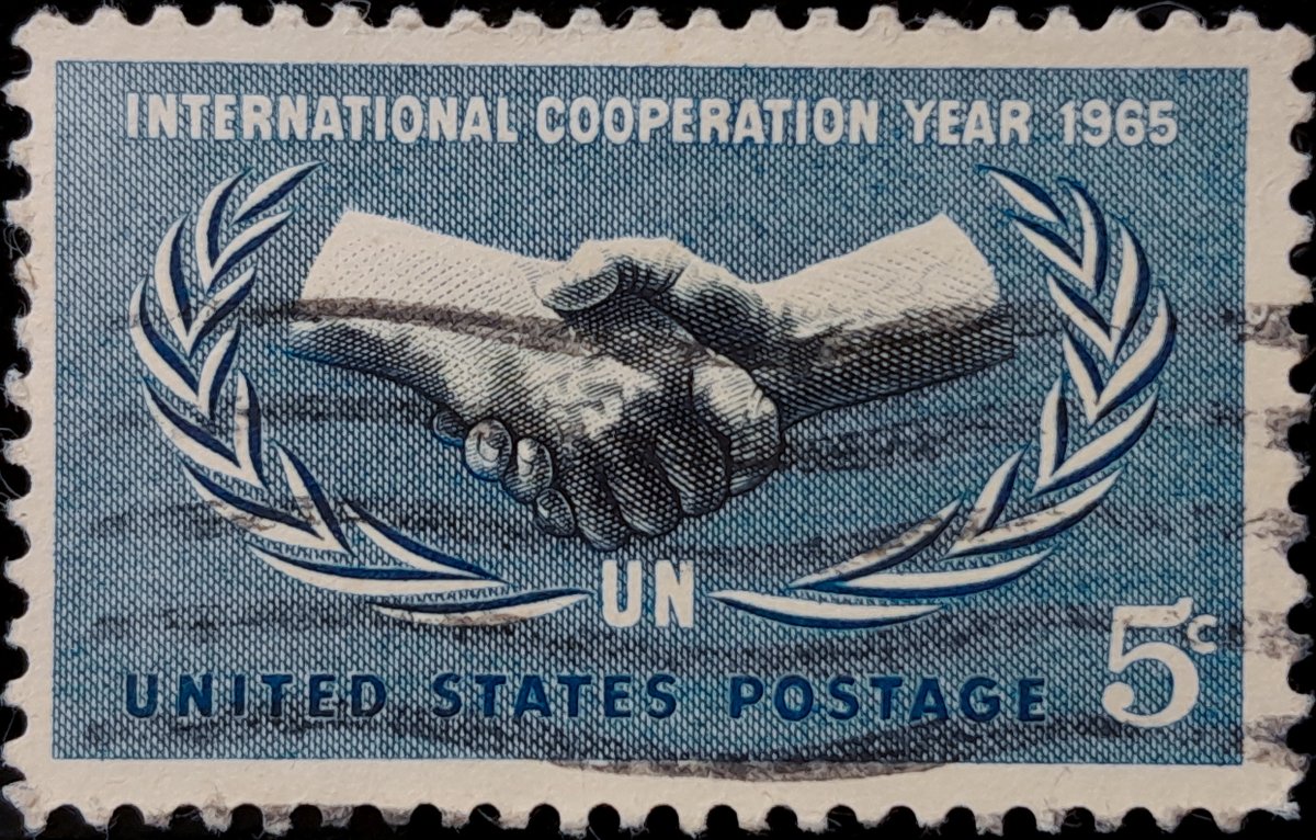 kleitodesign's tweet photo. A New #NFT #Stamp from #USA✨
This piece of history is from 1965 and it was for The 20th Anniversary of #UnitedNations🇺🇳

#NFTs #Stamps #USAstamps #stamcollection #nftstampcollection #StampTrove #StampTroveUSA #opensea #UN  

https://t.co/9pFXqhPjBk https://t.co/r8aIxCY4Oi