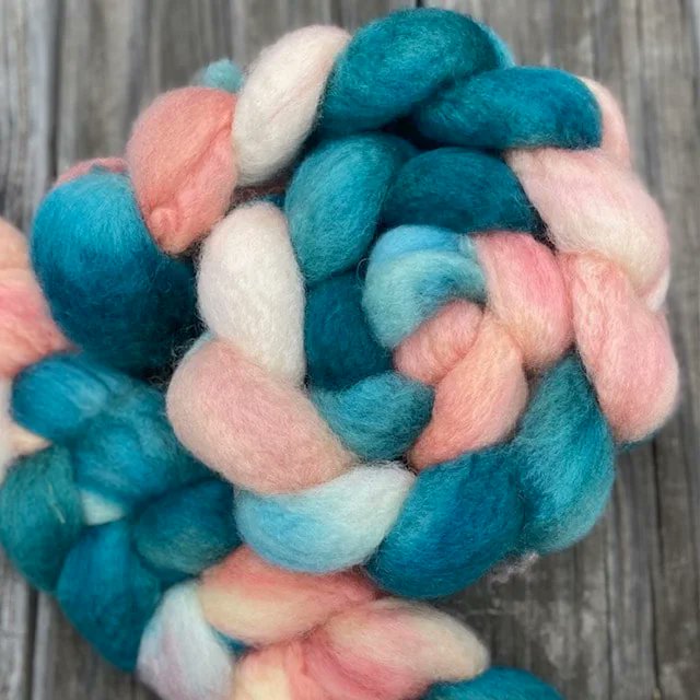 Artisan Member <a href="/SycamoreFibers/">Sycamore Fibers</a> has added this gorgous Merino hand dyed wool in the color way "Beachcomber" as a perfect fundraiser item for the cooperative.  

Find the coop fundraiser here: artisans.coop/blog/shop-the-…