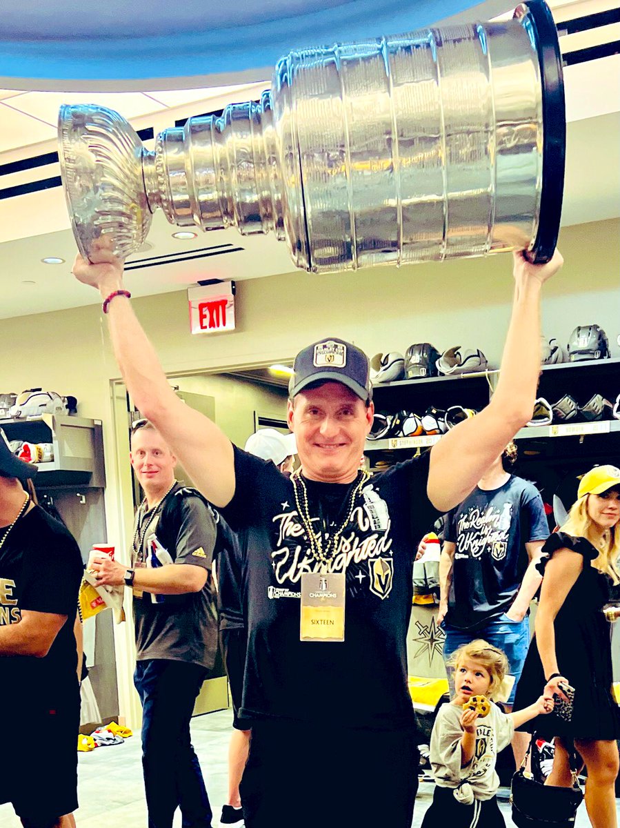Heavier than it looks…but light as a feather. #GoldenKnights #StanleyCupChampions