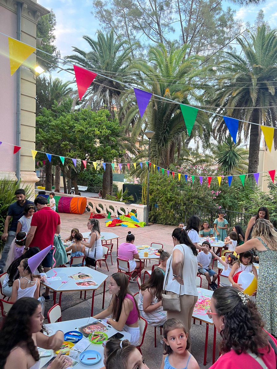 presentacionMLG's tweet photo. #FiestaFinDeCurso23 🎉 | Otro año más en #familia 🎶 G R A C I A S a tod@s por compartir momentos ❤️

Gracias siempre @AMPAPrese 

@fvictoria_es 
@HeladosCremades https://t.co/xv8ag9HMSA