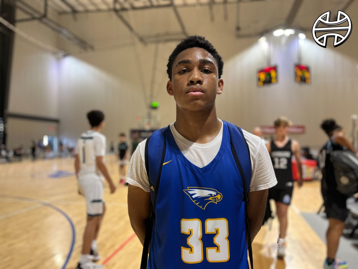 I hadn't seen very much of 2025 G DC Kelly-Godinez (@DC_Hoops1) before today, but he impressed as a shooter. <a href="/EtowahHoops/">Etowah Hoops</a> opened the game with a set to get him a look from deep, he hit it, and went on a roll from there. A name to keep an eye on.