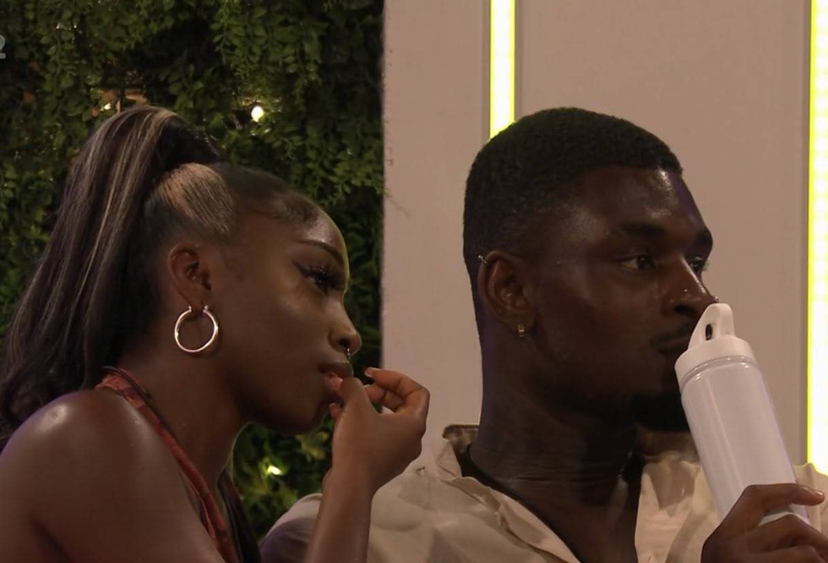 i need the producers to send in two 6’5, 25 year old BLACK bombshells for whitney and catherine #LoveIsland