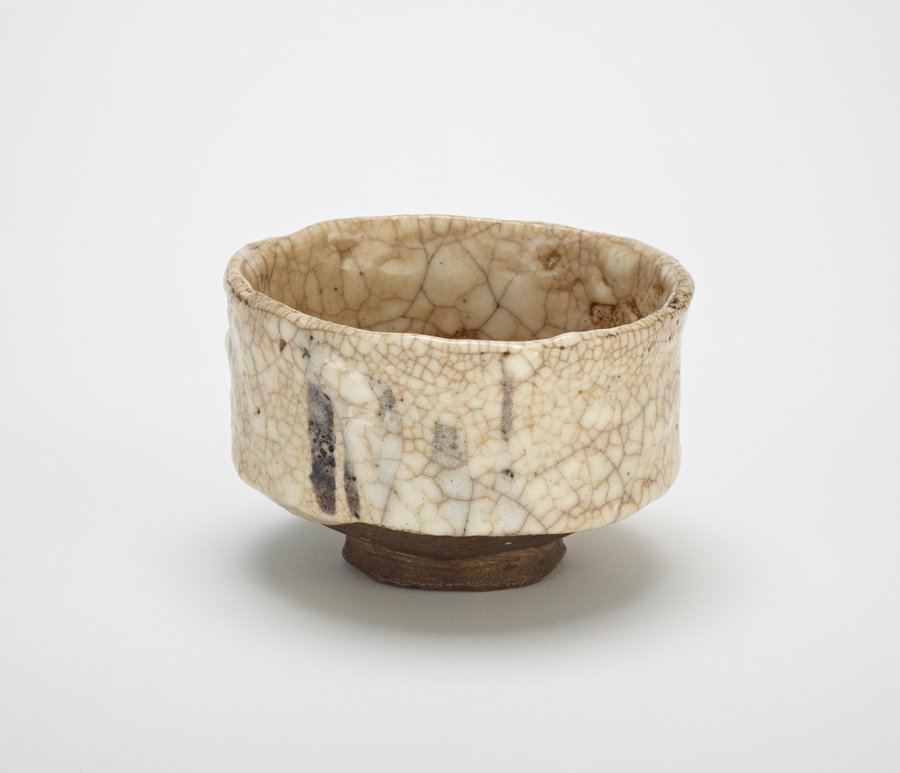 Seto ware, Tea bowl in Decorated Shino style, 1800-1868

#ceramics