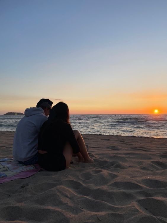 assistir o pôr do sol juntos >>>>>