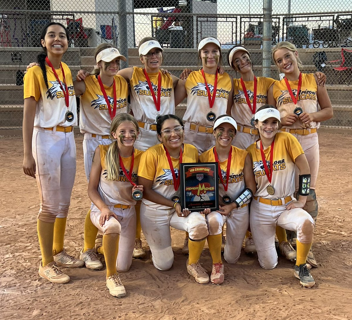 arizonasuncats's tweet photo. Shoutout to our 14s for winning @USASoftball Midnight Madness tournament. Over 12 hours from start to finish. We saw the sunrise during the championship game! Way to go ladies!! https://t.co/s9dyp148GE