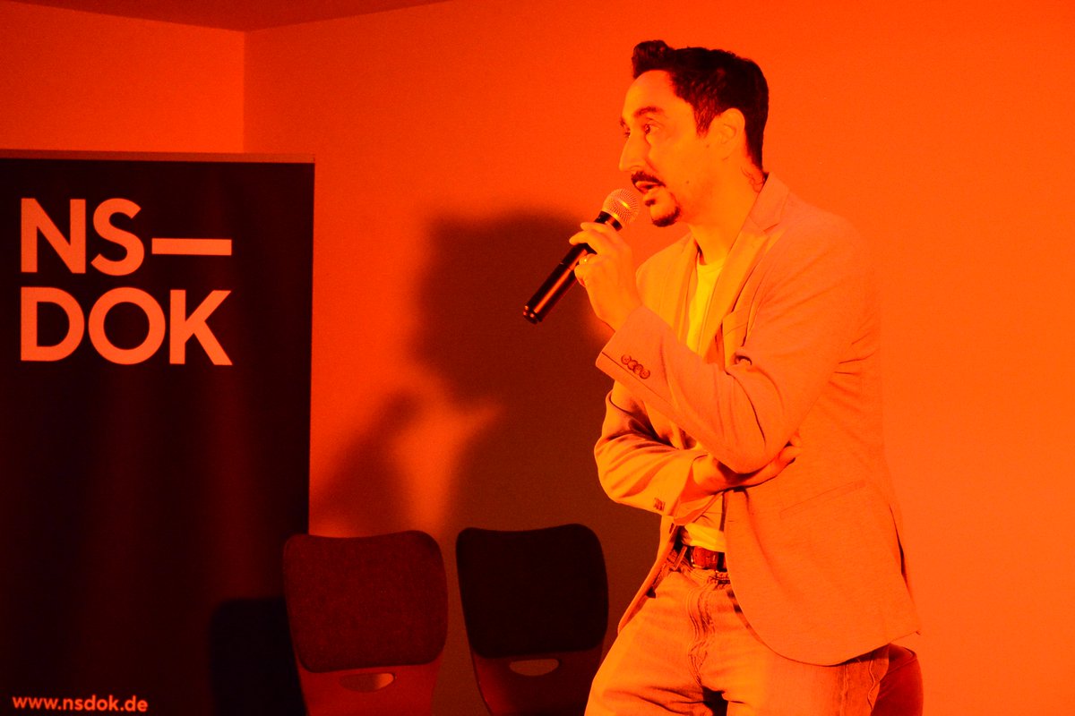 Das #NSDOK Köln feierte eine nochmalige Erweiterung seiner Museumsfläche und ist nun alleinige Herrin im Haus. Dabei gab es eine Buchvorstellung zum Projekt #Stolpersteine und #DeutschtürkRap von #EkoFresh: r-mediabase.eu/ns-dokuzentrum…