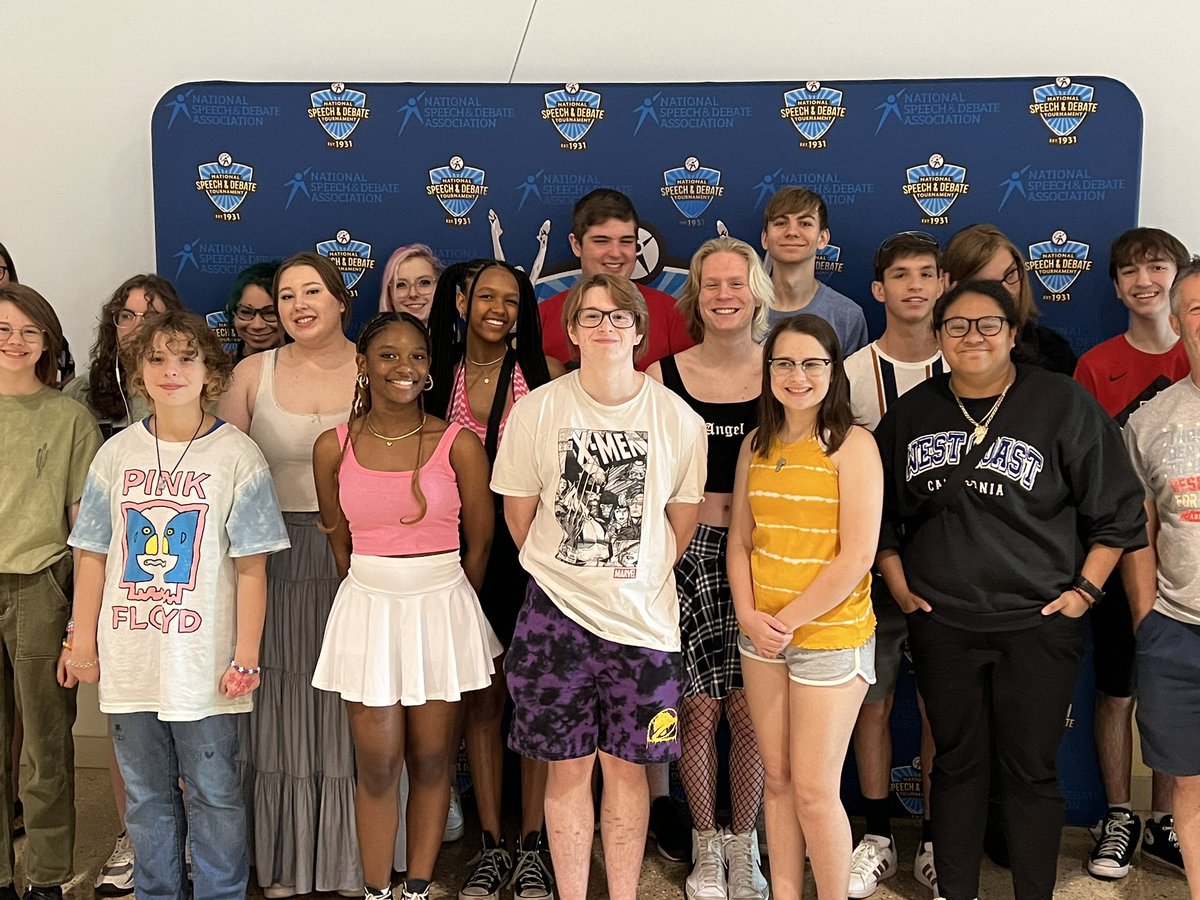 OEHawkTalkers's tweet photo. #Nats23 was another year of exceeding goals! OE qualified 17 students and we headed out on June 10th and arrived in Phoenix June 11th. We had the opportunity to travel with our friends from @RavenDB8n4N6, @OWLDB84N6, @OlatheSouthHS https://t.co/boafanMFne