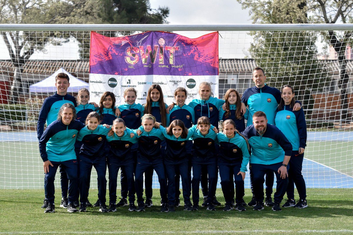 pagutix's tweet photo. Cerramos temporada 22-23. Una experiencia que confirma que lo importante no es cómo empieza, sino cómo acaba.
Un placer poder acompañar a estas jugadoras en su etapa formativa. Gràcies jugadores. Gràcies staff!! Gràcies famílies!! 💪🔵⚽️
#stafftop #aporlaoctavatemporada https://t.co/E1k8Suhgsl