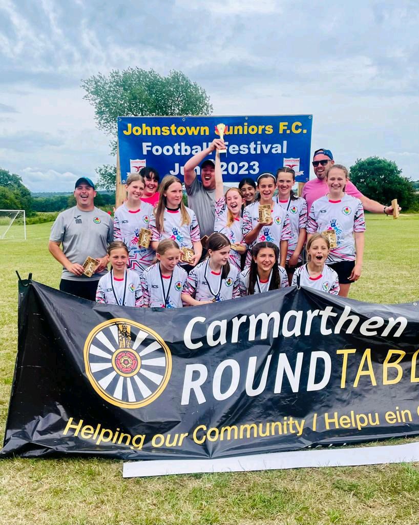 Fantastic effort from our u12s girls earlier today at the Johnstown Festival.  They came out as the winners 🏆.  We'll done girls. #thetownasone #1blackwhitearmy #teamgrassroots #hergametoo