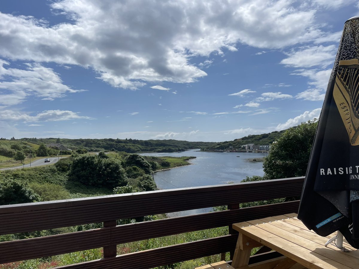 berjeffries's tweet photo. Sunday afternoon walking with friends followed by #teaandchat #mindfulwalking #walkandtalk #Connemara @GetIreWalking @IrelandWalking @HsehealthW @HealthyGalwayCo https://t.co/bdzOqtiPdW