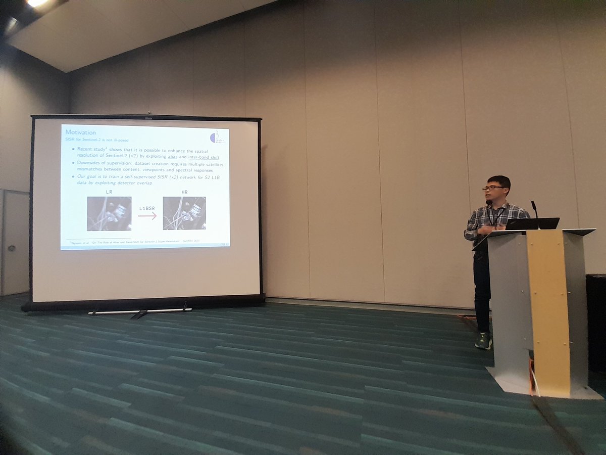 Ngoc Long Nguyen presents his work that won the best student paper award of ev23 addressing single image super resolution.