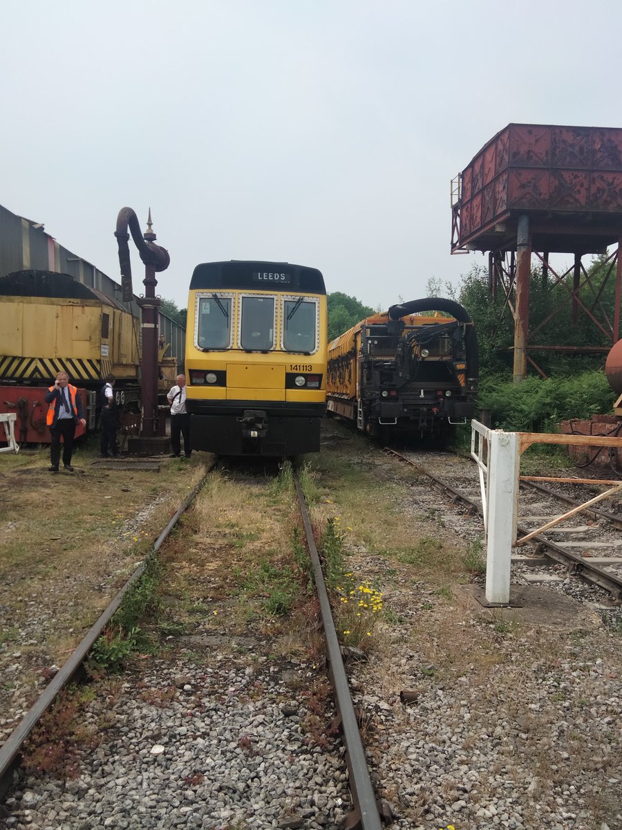 Harrod15S's tweet image. Pacer 141113 at the Midland Railways DMU gala this afternoon, sadly developed a radiator problem and was withdrawn from services before I got the pleasure ☹️
#class141 #Pacer #trains #Midlandrailway #Swanwick #Butterley
