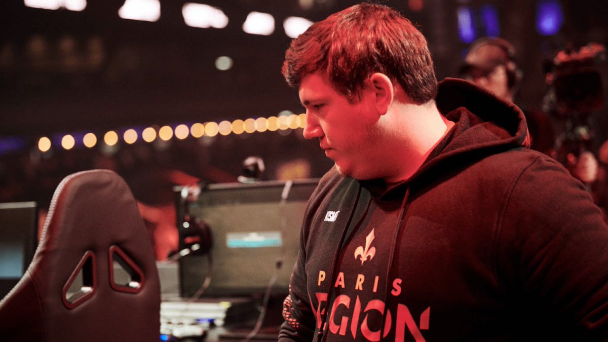 From Paris Legion to the Challengers pit for 2 years…to Champs MVP. Congratulations @KiSMET6_ 

- 4x champ 
- 6 finals appearances 
- 2023 World Champion MVP
- Highest K/D in a Champs Finals in COD History (1.52)