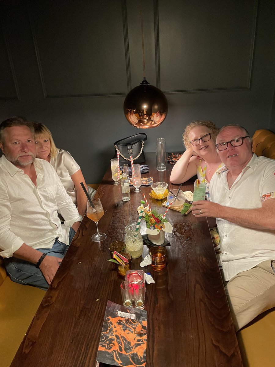 The wash house and crazy drinks.🥂