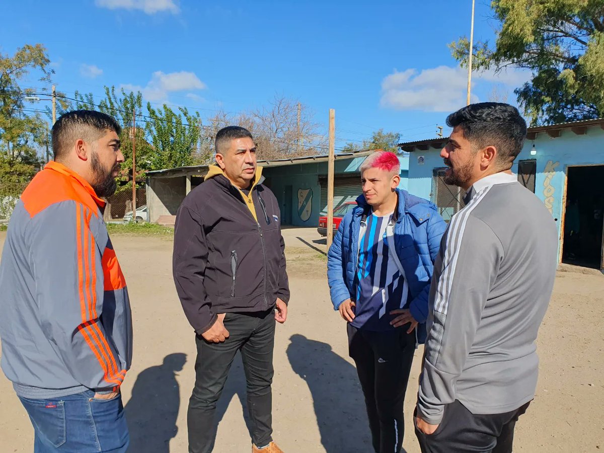 UPFAlteBrown's tweet photo. Sports Light esta alineada directamente a una iglesia cristiana y por eso su eslogan es ser una luz en delporte. 🔥
#UPF #UnionPopularFederal #UPFAlmiranteBrown #AgrupacionPoliticaDelNuevoSiglo #UPFProvinciaDeBSAS #DevitaGracielaConduccion #EduardoCorrea #EduardoCorrea2023 https://t.co/Ufhvz9U9HH
