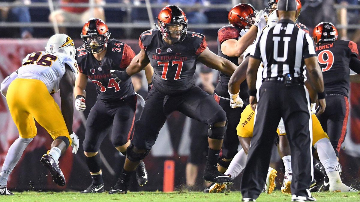 After camp and a great talk with Coach Hoke and <a href="/CoachMGoff/">Mike Goff</a> , I am blessed to receive a scholarship offer from <a href="/AztecFB/">San Diego State Football</a> . @FBAztecs_DPP <a href="/ScotsRecruiting/">Highland Park Scots Recruiting</a> <a href="/cory_coach/">Coach Cory</a> <a href="/That_Boi_Dhawk/">Dhawk</a> <a href="/faheemamujahid/">Faheem Mujahid</a>