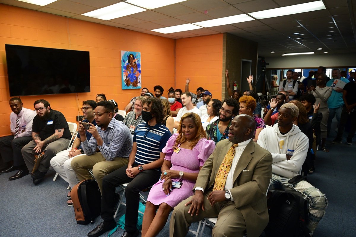 40 Tons Brand tweet media