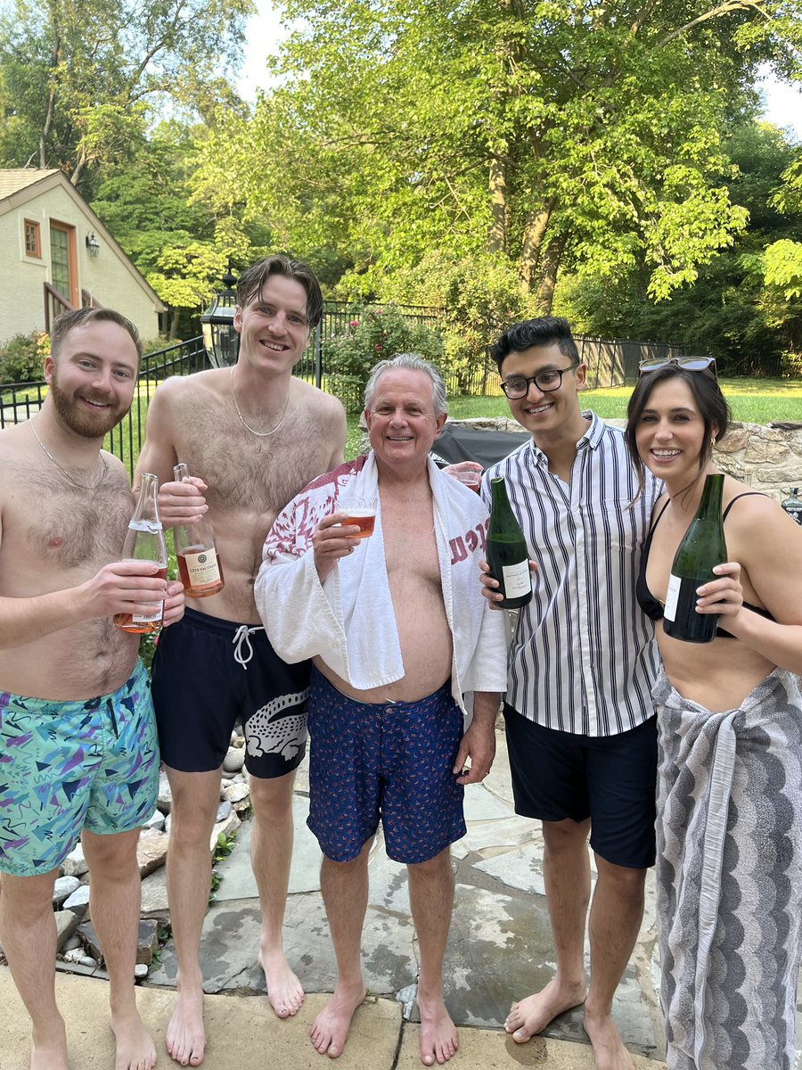 TJUHNeurosurg's tweet photo. We had our amazing annual pool party this weekend! We welcomed our new incoming interns, in true Jefferson fashion 🗡️ 🍾,  and celebrated our graduating residents. 

Thank you for hosting us at your lovely home #kevinjudy! https://t.co/QYZqCkkUJt