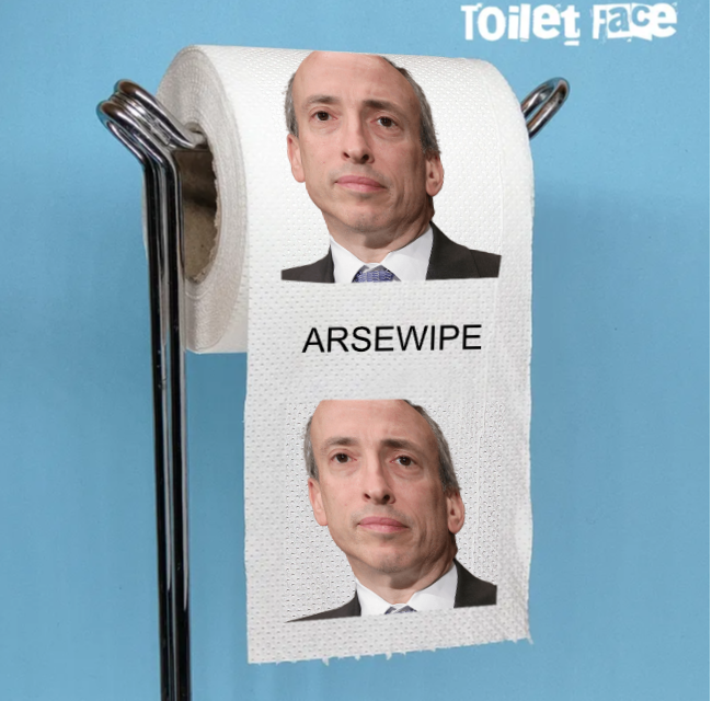 2bitcrypto_YT's tweet photo. Just got my new toilet roll. Its confusing but at the same time i feel more secure with this roll.
#Crypto #Cryptoroll #FathersDay2023 https://t.co/oLfMPTH1Lo
