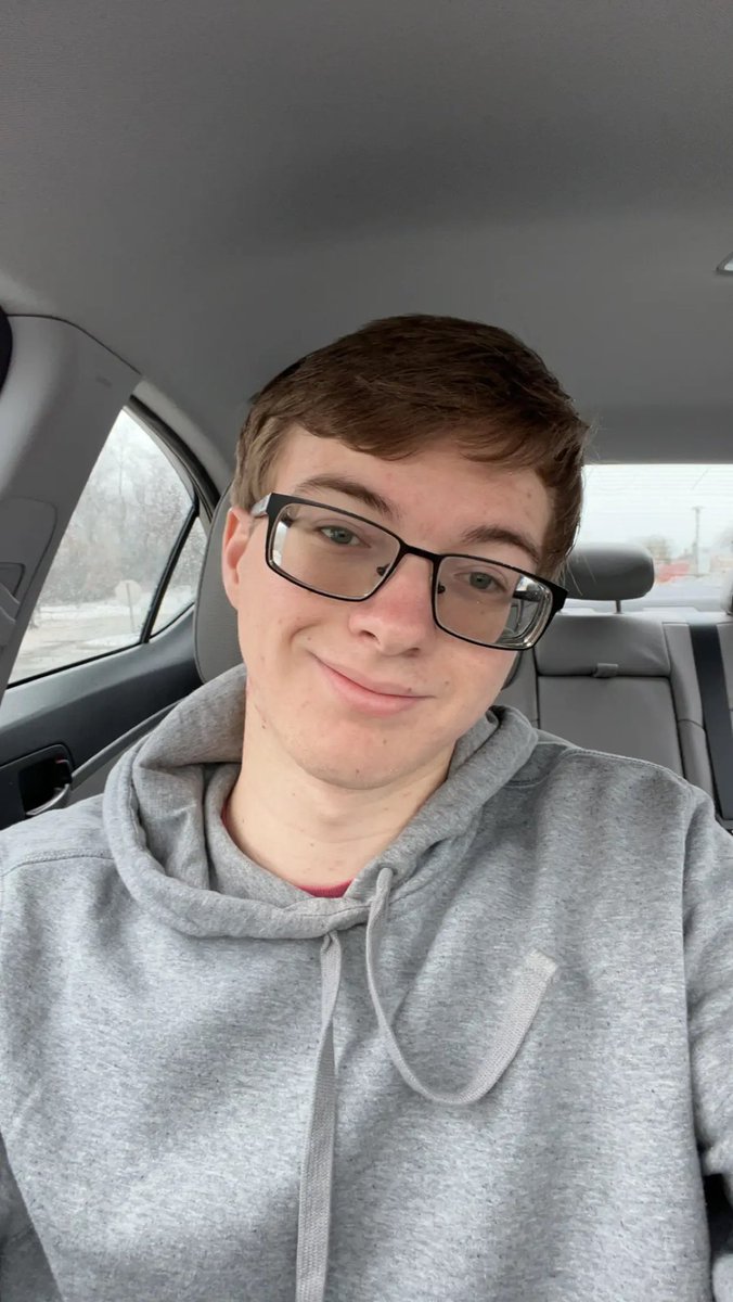 bobty2555's tweet photo. @WhyLumos I promised, and you did yours, so it’s finally time, so here I am! #facereveal https://t.co/AzvoZbRU9h