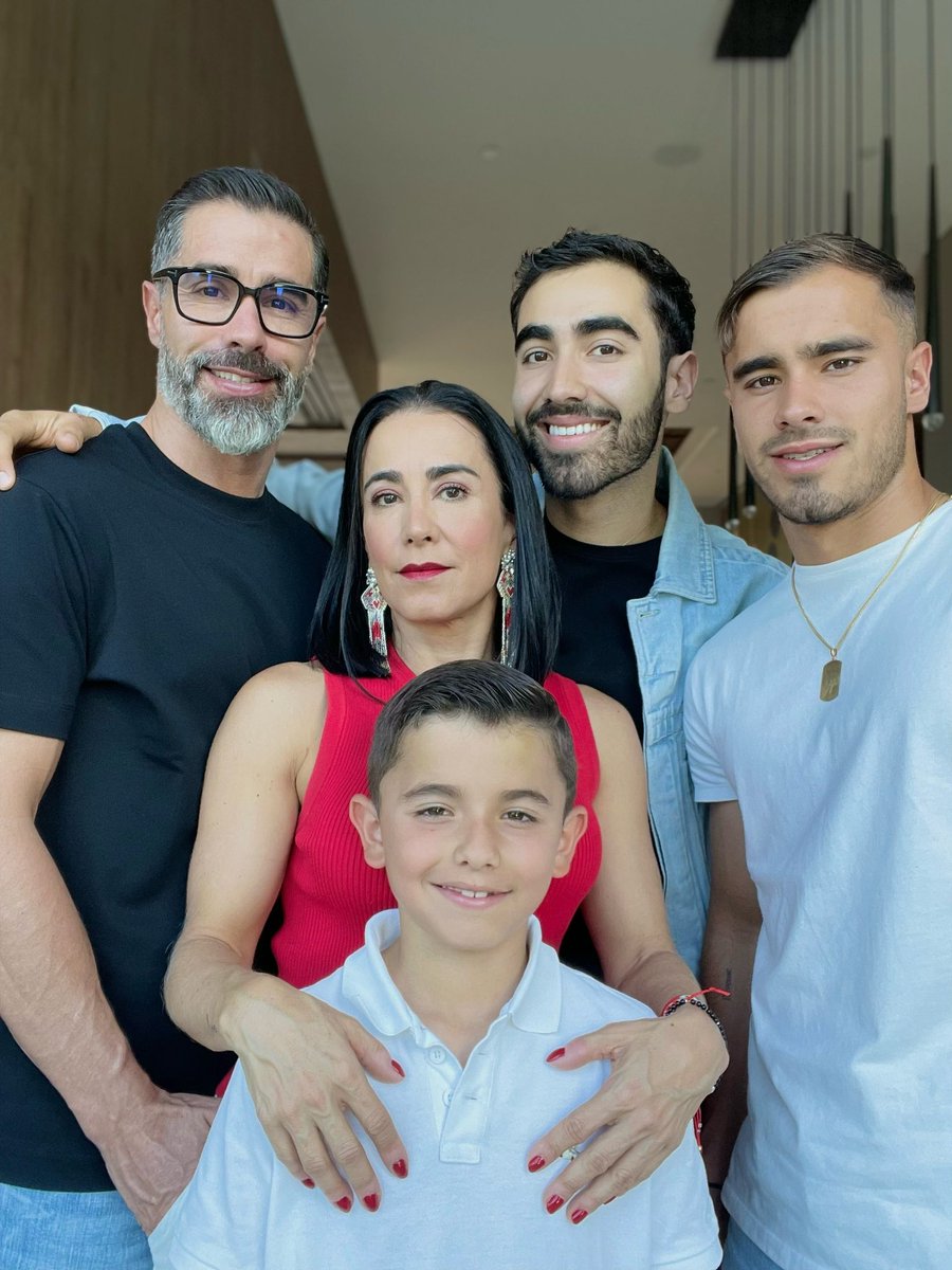 Juan Pablo Angel on Twitter "Family!"