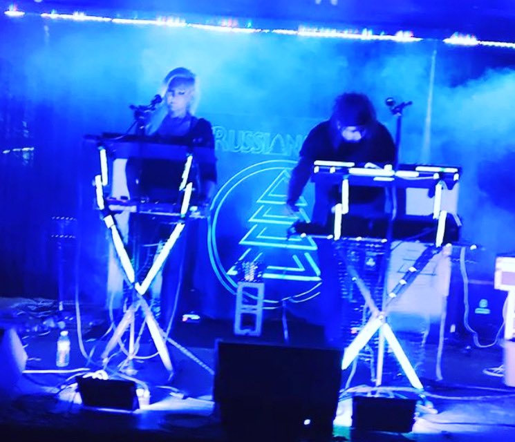 solemnshapes's tweet photo. Last night was a slammer with #distortionproductions #therussianwhite & #silverwalks at @Cattivo44
🥰🥰 #cotndtour
great meeting you @IncentiveMusic 🖤
see you tonight in #Richmond at @falloutrva @therussianwhite
#solemnshapes
@SameSt0ry
#severedskies
miss you @tricil!! https://t.co/hWE3vAxvD7