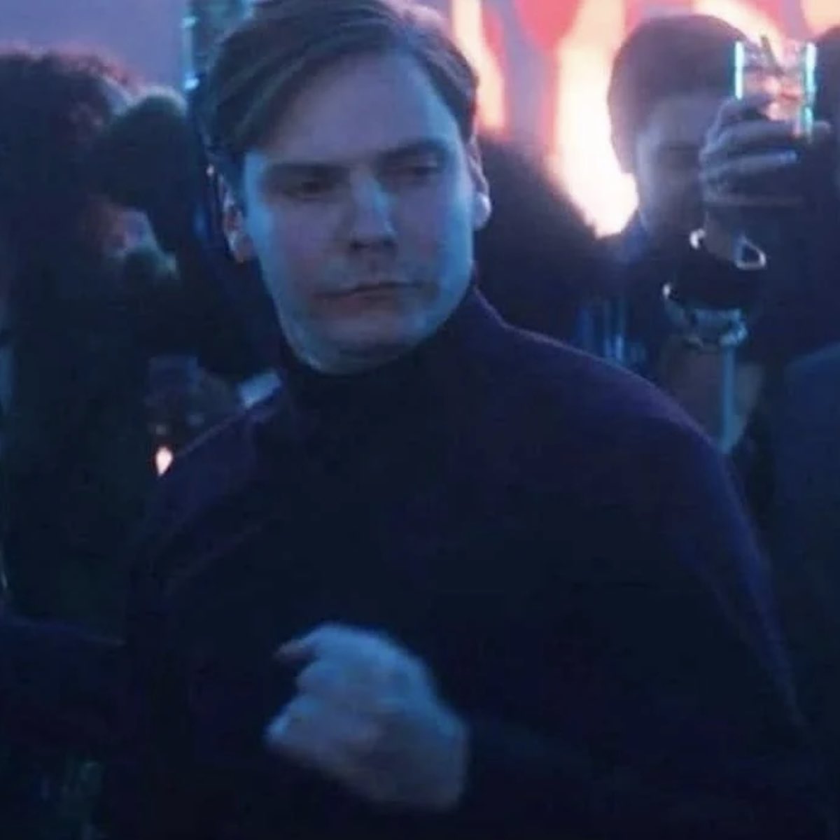 I can not take hate of this scene seriously especially not from the same fandom that begged for a ten minute cut of Zemo dancing😭.