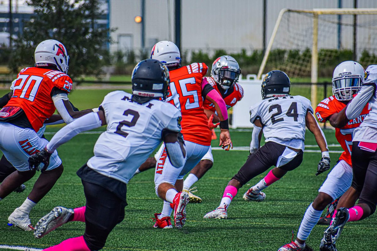 Blessed to Receive my first offer from Atlantis University from coach 
<a href="/TywaneStevens/">Tywane Stevens</a> at <a href="/ATLANTISFTBL/">cool breeze</a>
<a href="/CoachKen17/">Coach Johnson</a>