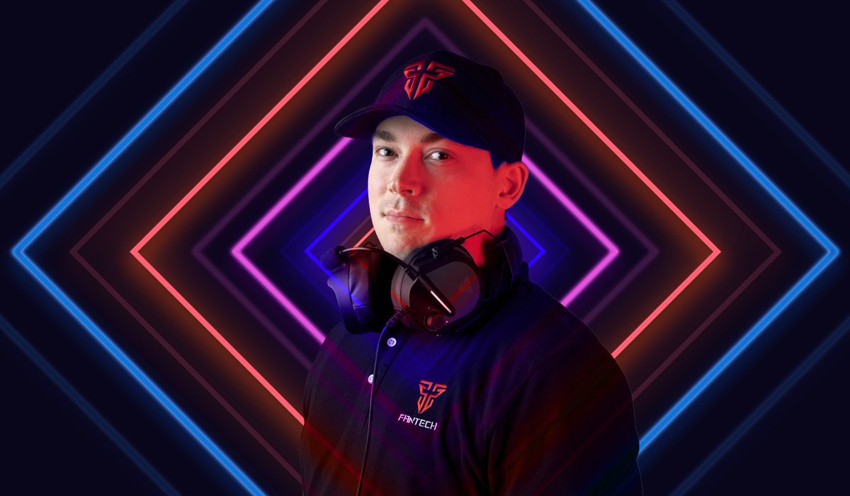 Fantech_World's tweet photo. Happy Birthday to our Director of Communications, Josh! @nvnt
WIsh you the best on this great day! :D
#fantech #nvnt #birthday #happybirthday #gaminggear https://t.co/8l98CpkI5s