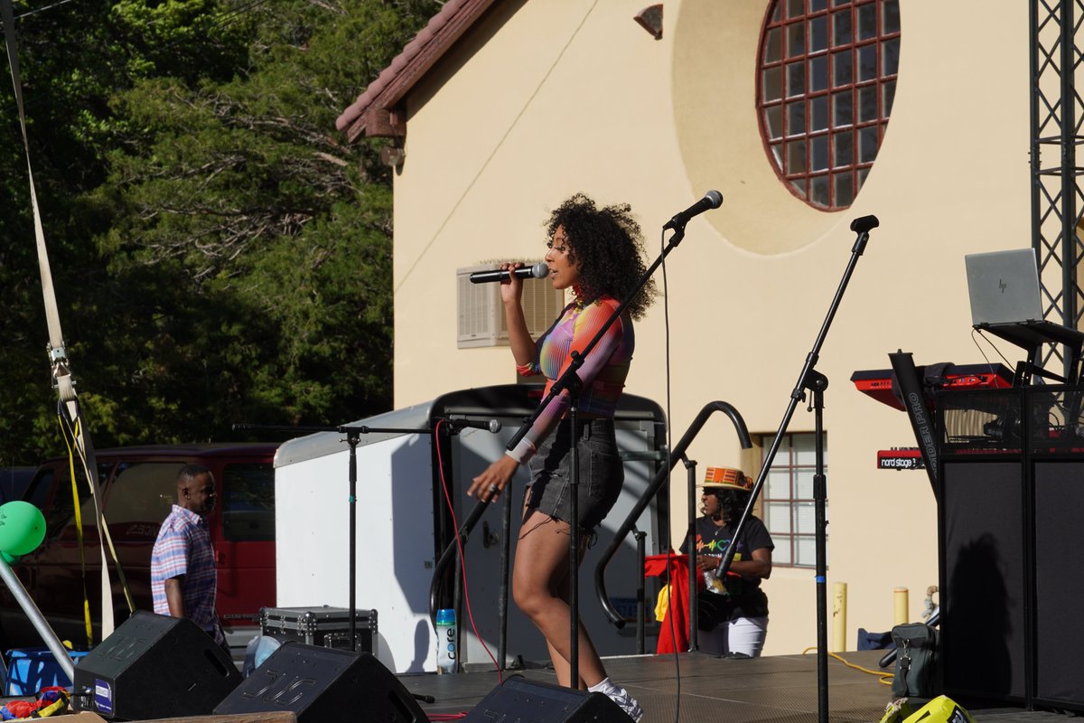 OurTownReno's tweet image. Smiles in #Reno and @VoteAngieTaylor mcing for #JuneteenthWeekend #Juneteenth2023 at Idlewild today