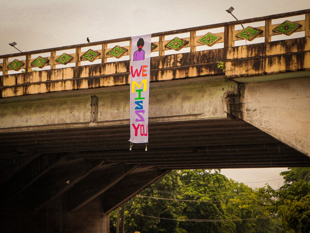 yrfmmofficial's tweet photo. To commemorate the 78th birthday of people’s leader Daw Aung San Suu Kyi, YRF's Soft Strike Community hung a banner with the text “We Miss You” along with the picture of Daw Aung San Suu Kyi in Yangon. #WhatsHappeningInMyanmar #AungSanSuuKyi #yangonrevolutionforce https://t.co/7OlN7lcVkS