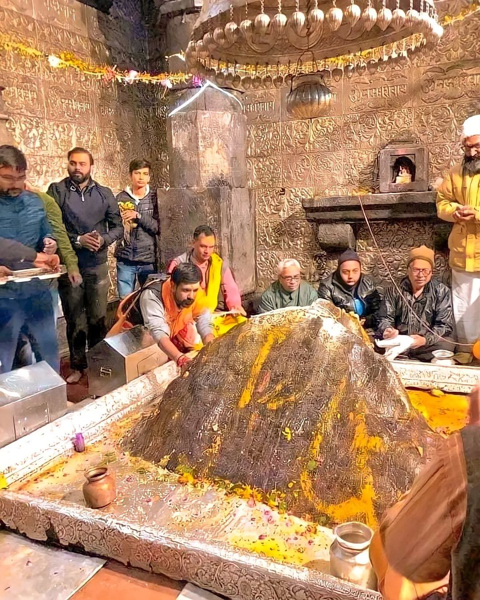 Kedarnath Shivlingam is Rare and Unique in form Among 12 Jyotirling as It's in the form of Hump of Bull. According to Legend Bhagwan Shiva emerge here in form of bull and relieve pandavas from the guilt of Mahabharat War