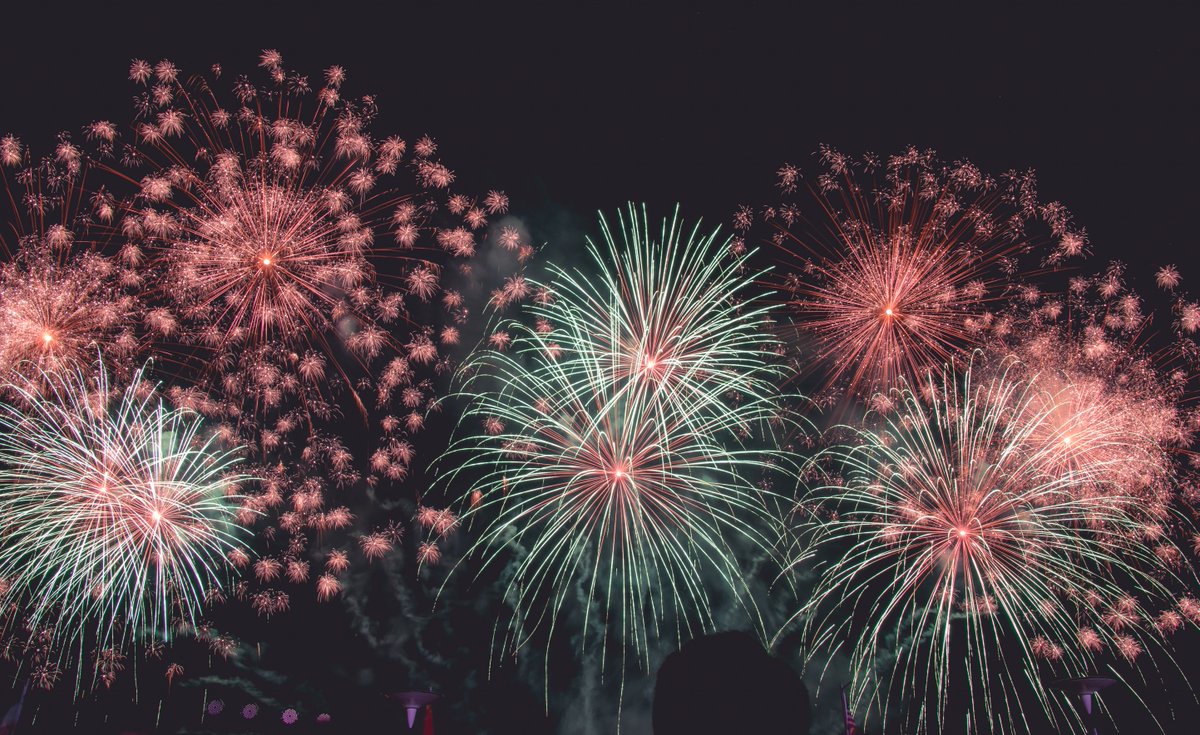 Firecrackers! Flags! Flares!
These do not quiet the storm
That rages ‘round you.
#haiku #dailyhaiku #haikuchallenge  #senryu #dailysenryu #poetry #flashpoetry #poem #dailypoem #dailypoetry #micropoetry #zappai #dailyzappai